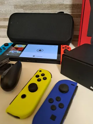 Nintendo Switch OLED Joy-Con Blu/Giallo