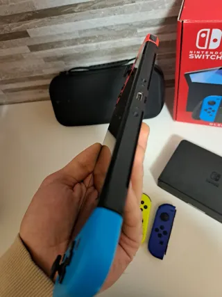Nintendo Switch OLED Joy-Con Blu/Giallo