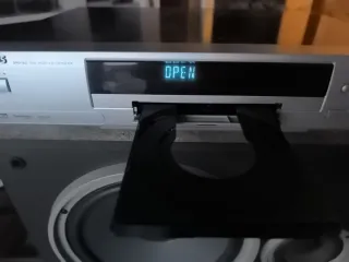 Reproductor DVD/CD PHILIPS DVD762