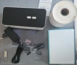 Impresora de etiquetas adhesivas