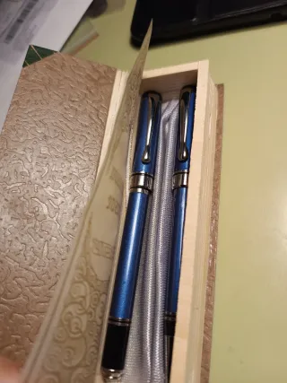 Juego Bolígrafo y Pluma Estilográfica Azul