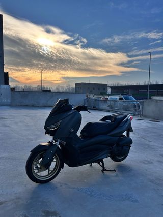 Yamaha Xmax