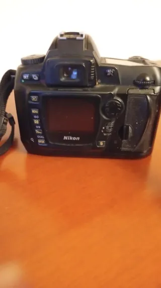 Cámara Nikon D70s