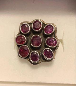 Anello Argento con Pietre Rosse granate
