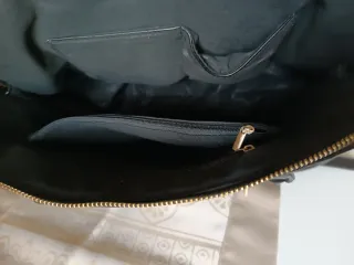 Borsa a spalla nera e grigia