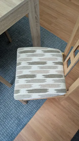 Set di 6 sedie imbottite in legno per soggiorno