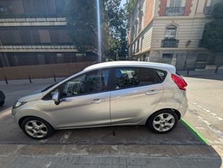 Ford Fiesta 1.25 (82 CB) Gasolina 2011 – 73.700 km