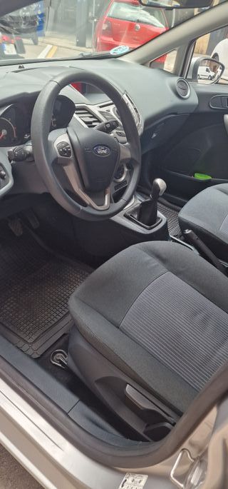 Ford Fiesta 1.25 (82 CB) Gasolina 2011 – 73.700 km