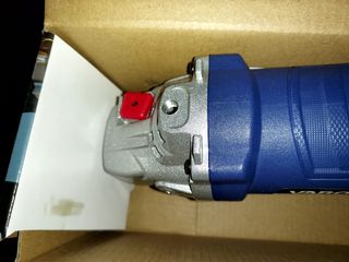 Smerigliatrice Angolare Varo 125mm 1200W