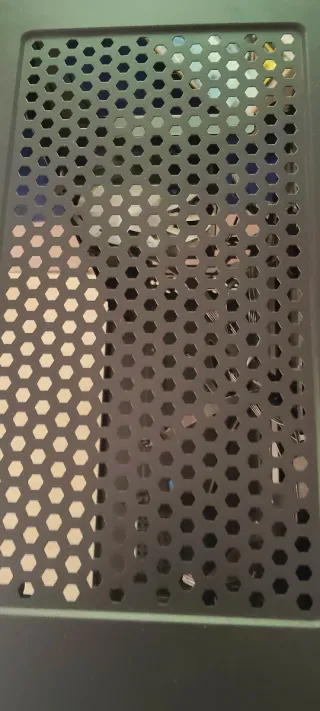 Caja PC Gaming con 3 ventiladores antec con luz