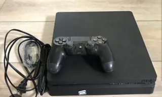 PS4 Slim Negra + Mando
