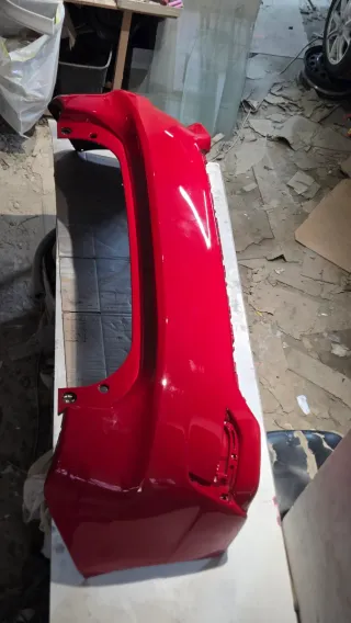 Parachoques trasero lexus ct200h