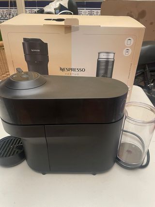Cafetera Nespresso Vertuo Negra