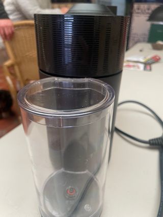 Cafetera Nespresso Vertuo Negra