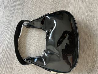 Bolso Hobo Charol Negro