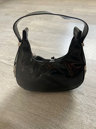 Bolso Hobo Charol Negro