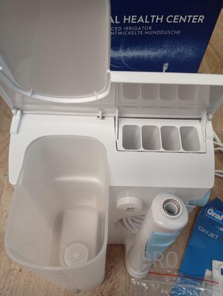 Irrigador Dental - Centro De Salud Bucal - Oral-B