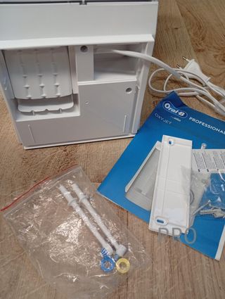 Irrigador Dental - Centro De Salud Bucal - Oral-B