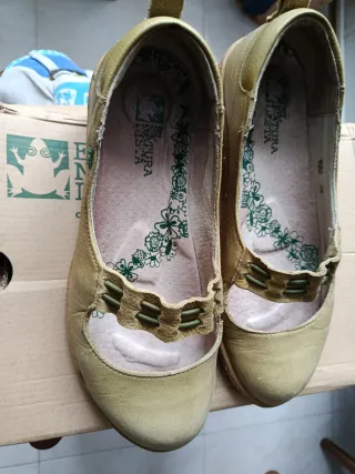 Zapatos El Naturalista Talla 38.Color verde musgo.