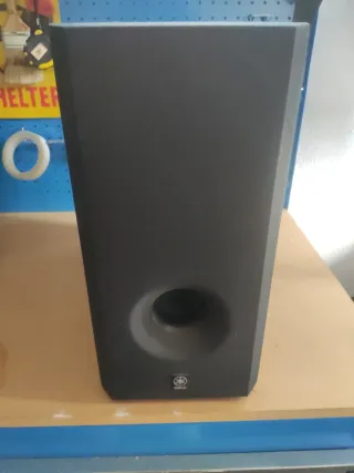 Home cinema Yamaha con subwoofer y 5 satélites