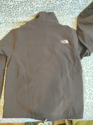 Chaqueta The North Face Apex Marrón