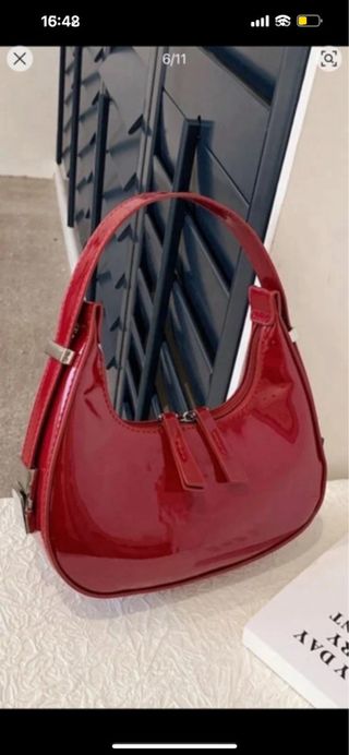 Bolso Hobo Charol Rojo