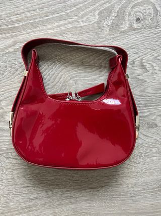 Bolso Hobo Charol Rojo