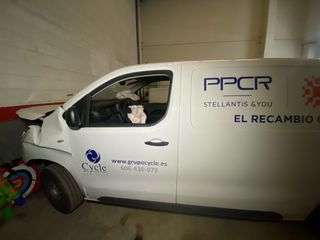 Citroen Jumpy 2025 accidentado enciende iva inclui