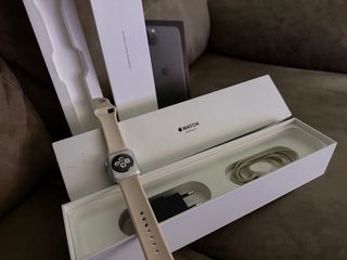 iPhone 11 Pro Max 64GB y Apple Watch S3