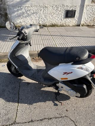 Piaggio Zip 4T Scooter (jerez de la frontera)