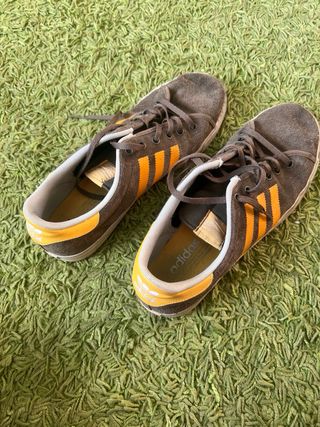 Zapatillas Adidas Marrones y Naranja Talla 44