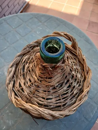 Tinaja de cristal 7.5L con mimbre