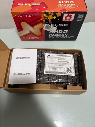 Sapphire Pulse Radeon RX 9060 XT 16GB AMD