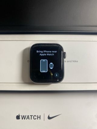 Apple Watch Series 5 44mm GPS Nike