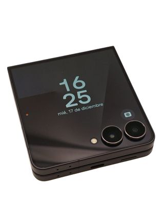 SAMSUNG GALAXY Z FLIP 7 256GB 12GB RAM + SCATOLA NUOVO