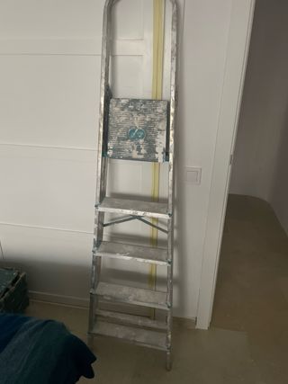 Lote Escaleras y Herramientas Obra