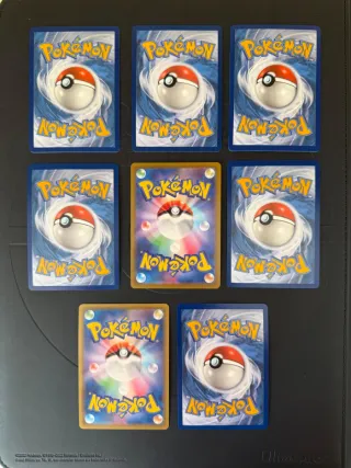 Lotto di 8 Carte Pokémon V