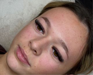 Extensiones de pestañas