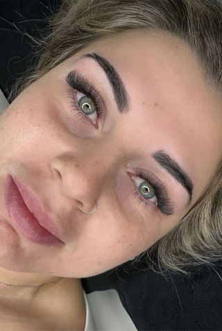 Extensiones de pestañas