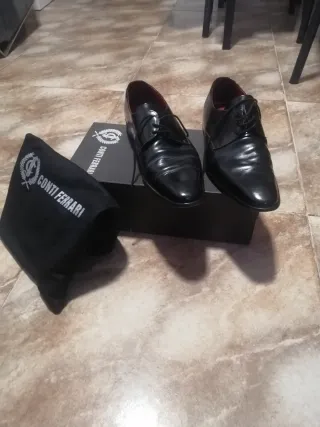 Zapatos de vestir negros