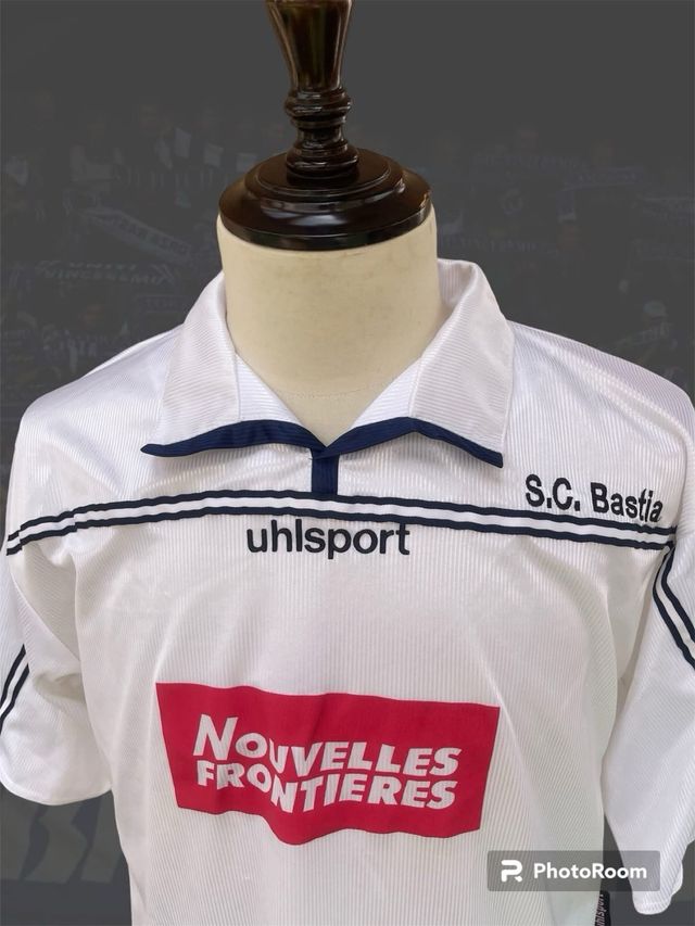 Camiseta vintage SC Bastia 2001/02