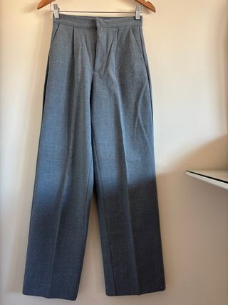 Pantalón traje recto Pull&Bear gris talla 34