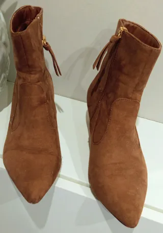 Botines Sfera Marrones Talla 38