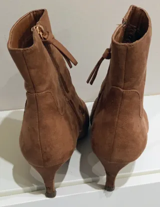 Botines Sfera Marrones Talla 38