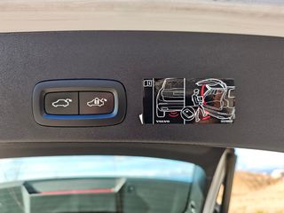 Volvo XC40 2021 T5 R-DESIGNE HIBRIDO ENCHUFABLE