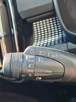 Volvo XC40 2021 T5 R-DESIGNE HIBRIDO ENCHUFABLE