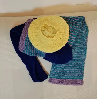 Set berretto Basco e sciarpe