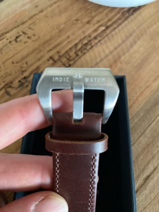 Indie Watch Arias 41RD Correa Marrón Esfera Roja