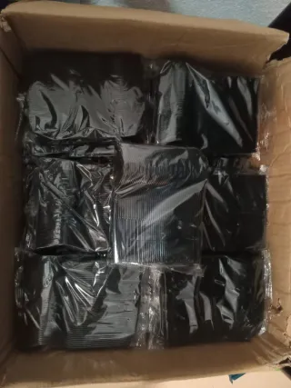 Tenedores de plástico negros (paquete)