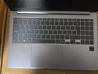 Samsung Galaxy Book4 Edge Grigio/Argento